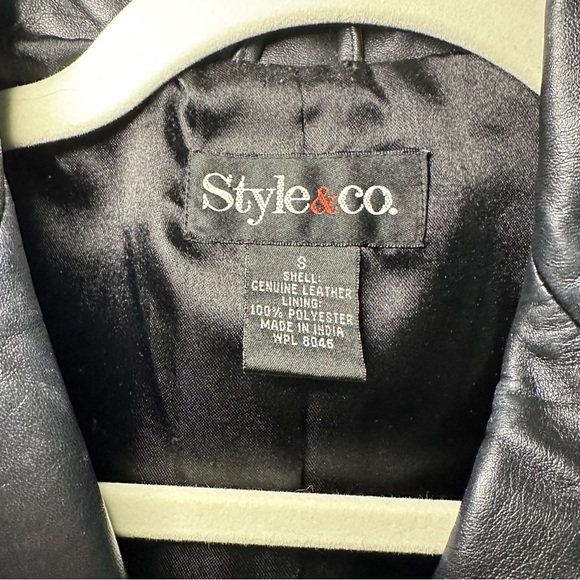 Vintage Black Genuine Leather Jacket - Picture 5 of 10